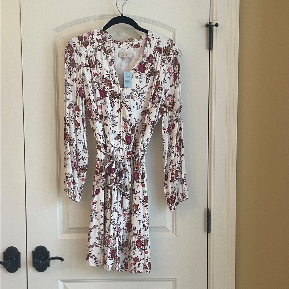 LOFT Petite Floral Long Sleeve Dress